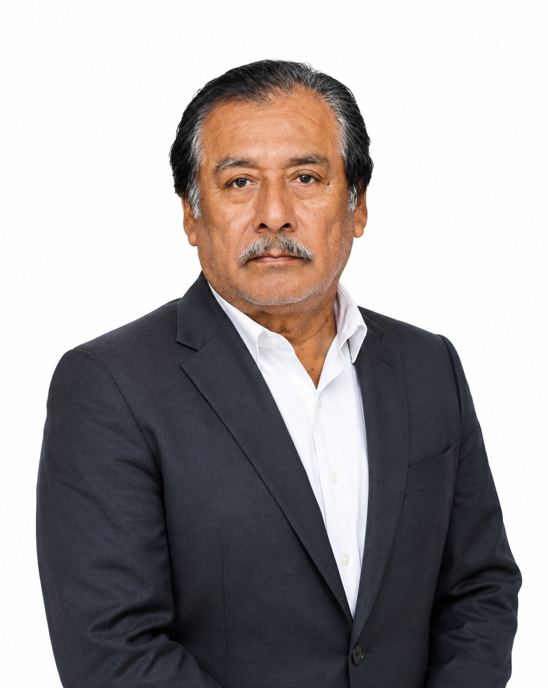 Carlos Cuya en la comunidad de Ate